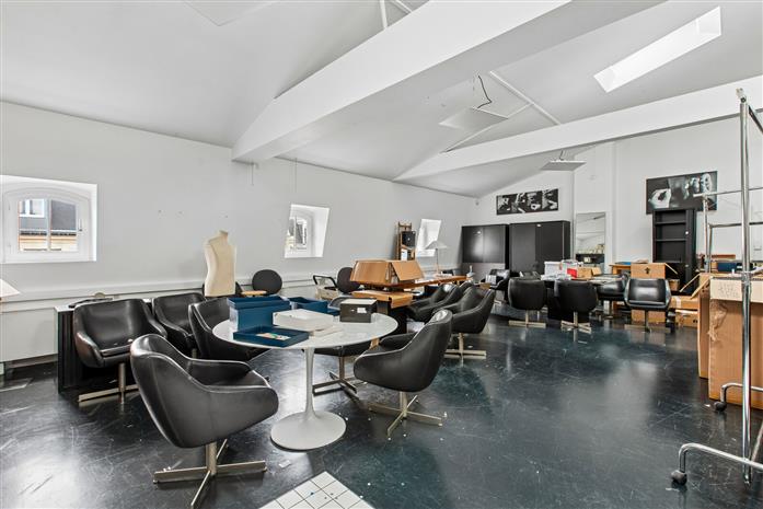 Bureau Location 75008 PARIS 55 RUE PIERRE CHARRON