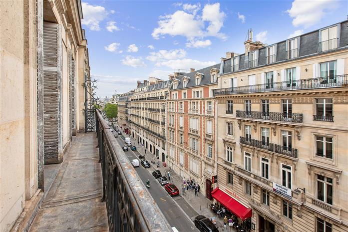Bureau Location 75008 PARIS 55 RUE PIERRE CHARRON