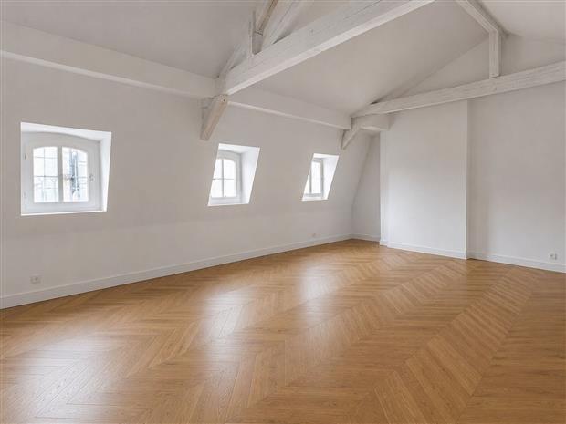 Bureau Location 75008 PARIS 55 RUE PIERRE CHARRON