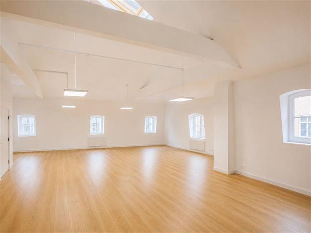 Bureau Location 75008 PARIS 55 RUE PIERRE CHARRON