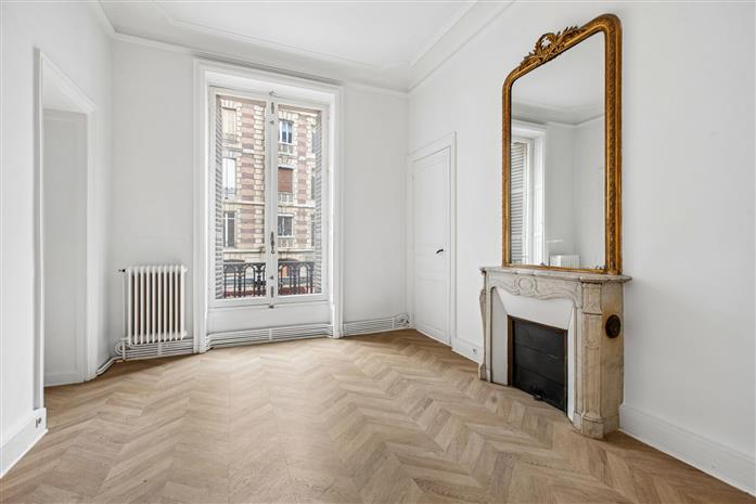 Bureau Location 75008 PARIS 55 RUE PIERRE CHARRON