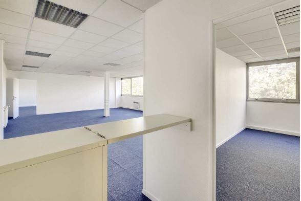 Local d'activités Location 91080 COURCOURONNES