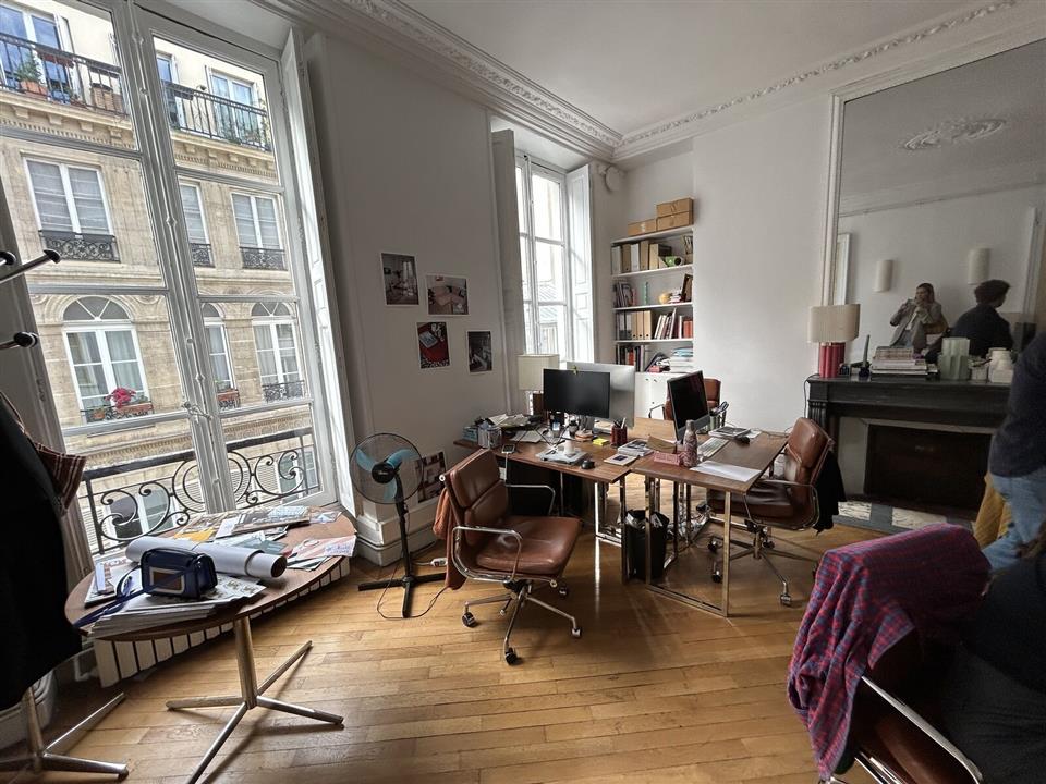 Bureau Location 75010 PARIS