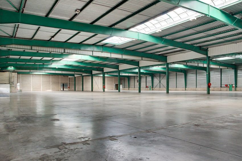 Entrepôt / Local d'activités Location 51520 LA VEUVE