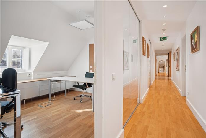 Bureau Location 75008 PARIS 25 RUE ROYALE