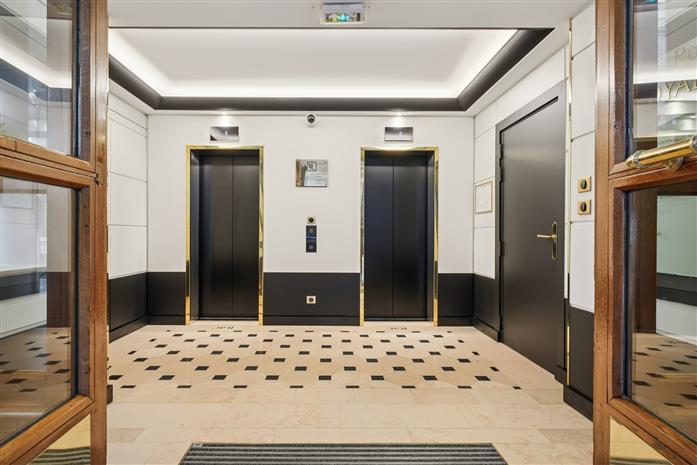 Bureau Location 75008 PARIS 25 RUE ROYALE