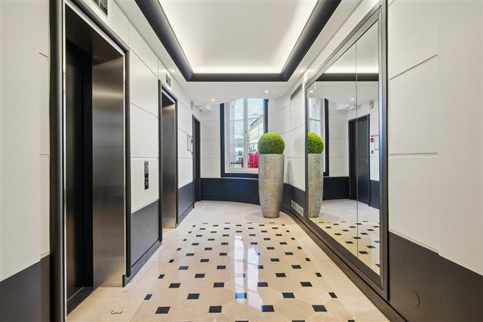 Bureau Location 75008 PARIS 25 RUE ROYALE