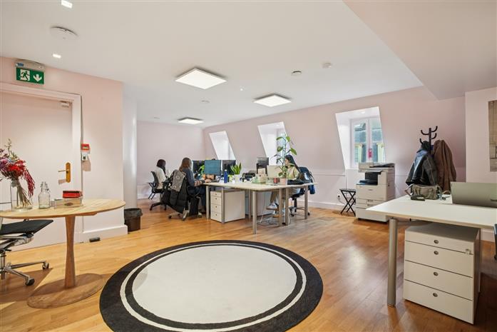 Bureau Location 75008 PARIS 25 RUE ROYALE