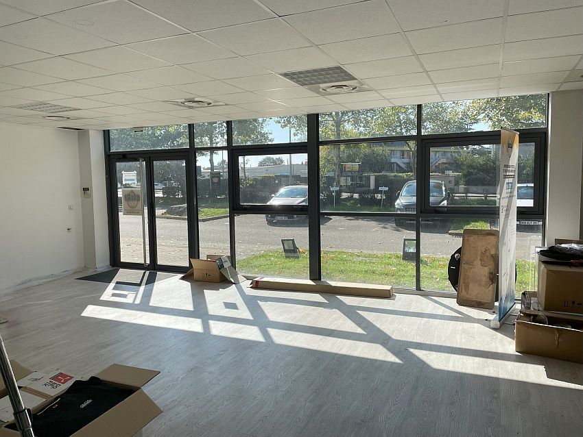 Local d'activités Location 69150 DECINES CHARPIEU