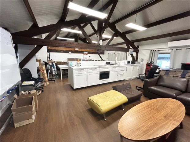 Local d'activités Location 94260 FRESNES