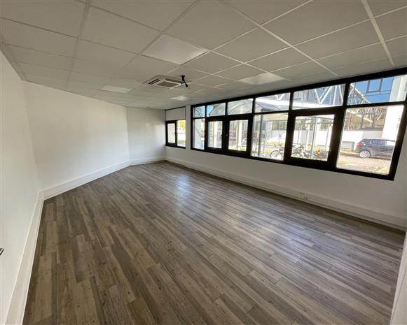 Bureau Location 44300 NANTES 8 BOULEVARD ALBERT EINSTEIN