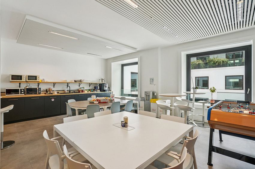 Bureau Location 75008 PARIS 55 RUE D'AMSTERDAM