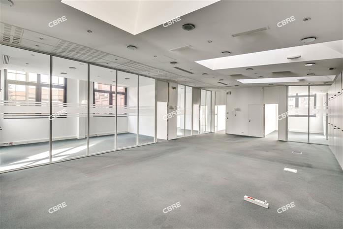 Bureau Location 92300 LEVALLOIS PERRET 141 RUE JULES GUESDE