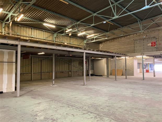 Local d'activités Location 13400 AUBAGNE
