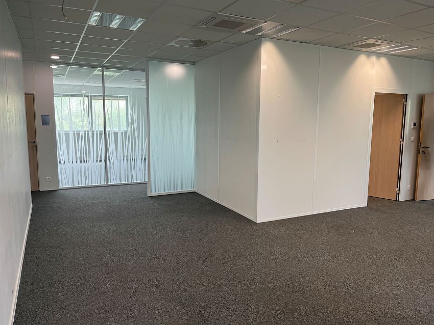 Bureau Location 44800 ST HERBLAIN 3 IMPASSE CHARLES TRENET