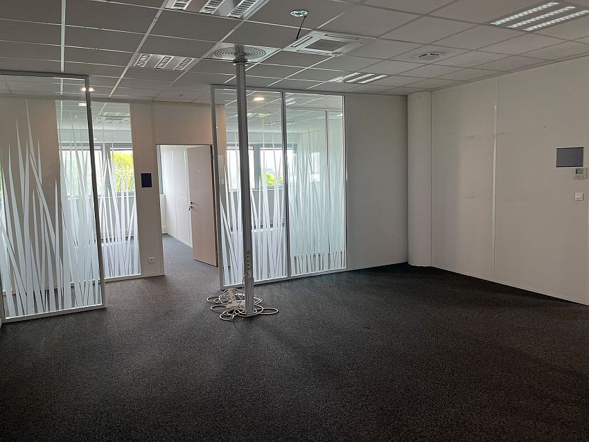 Bureau Location 44800 ST HERBLAIN 3 IMPASSE CHARLES TRENET