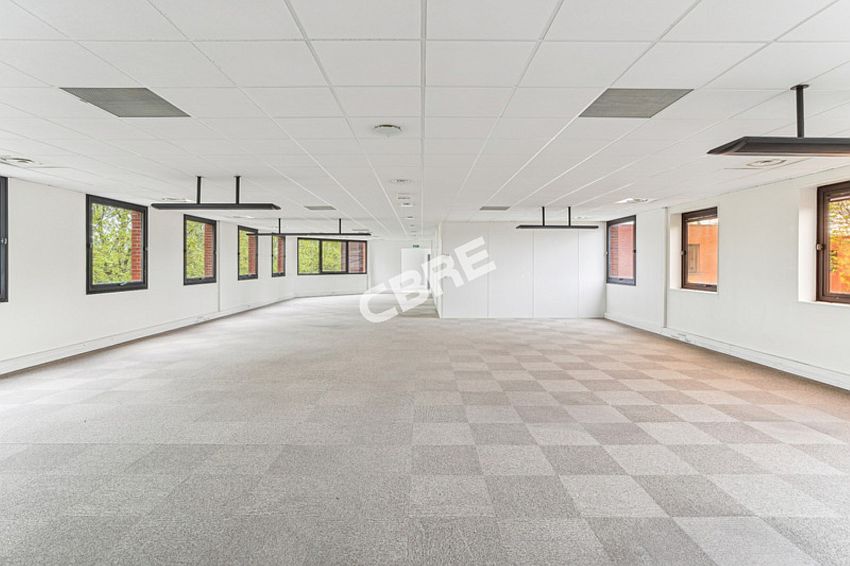 Bureau Vente/Location 78180 MONTIGNY LE BRETONNEUX
