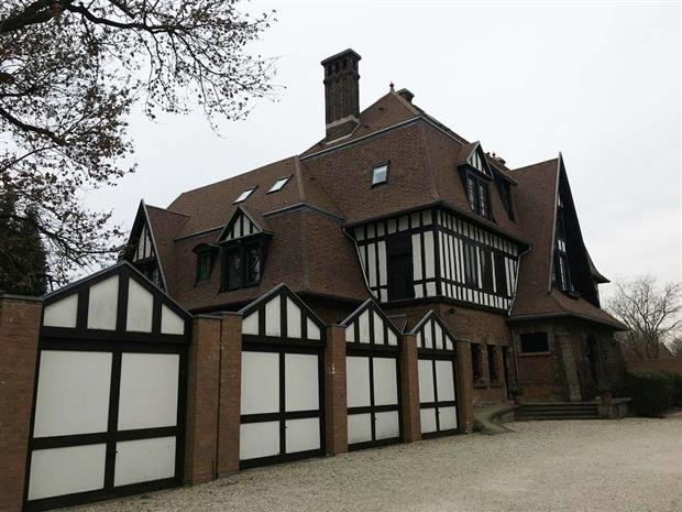 Bureau Location 59290 WASQUEHAL