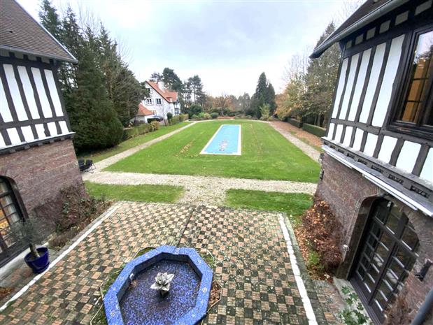 Bureau Location 59290 WASQUEHAL