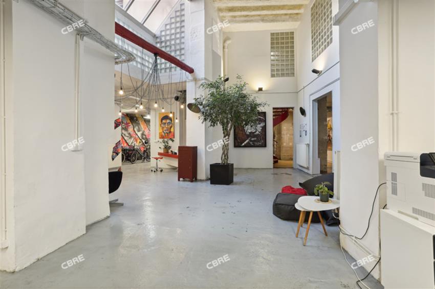 Bureau Location 75018 PARIS