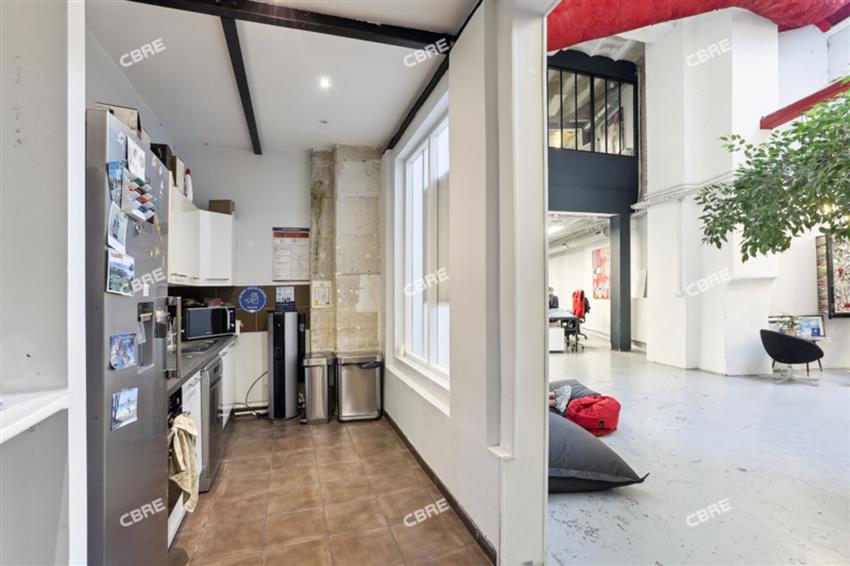 Bureau Location 75018 PARIS