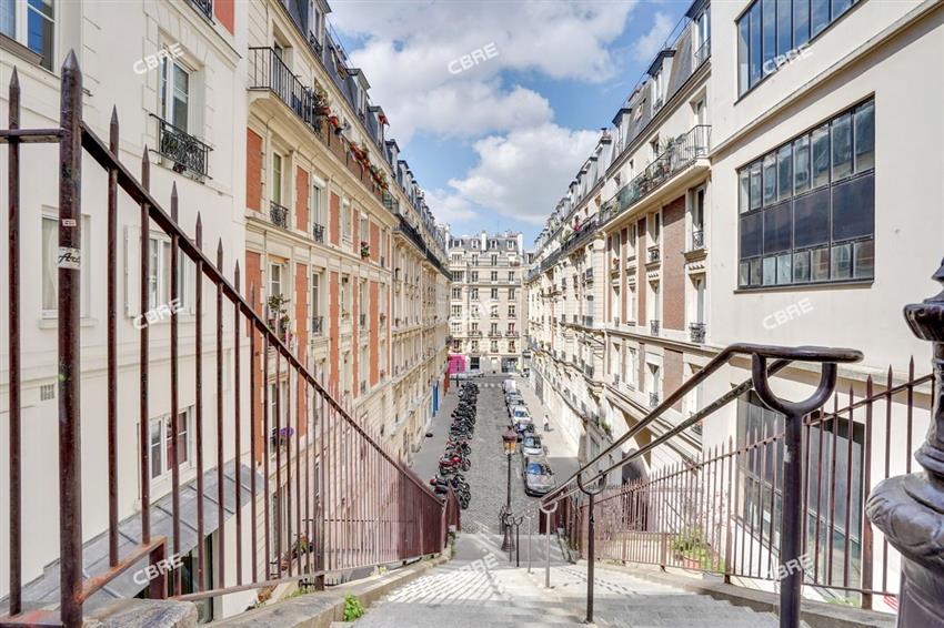 Bureau Location 75018 PARIS