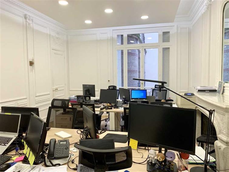 Bureau Location 75116 PARIS 156 AVENUE VICTOR HUGO