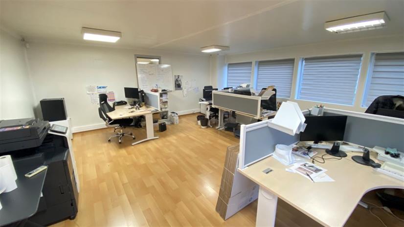 Local d'activités Vente 77200 TORCY