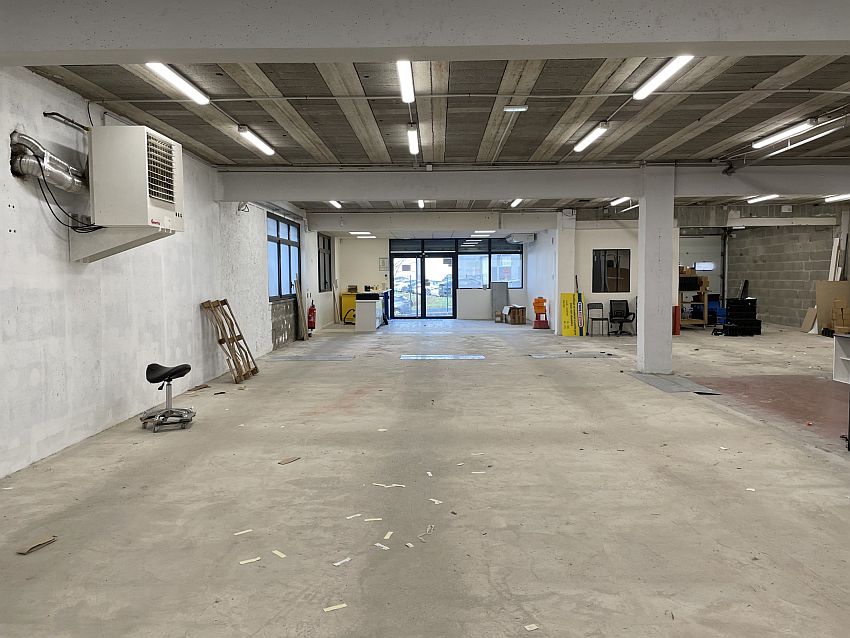 Local d'activités Location 69570 DARDILLY