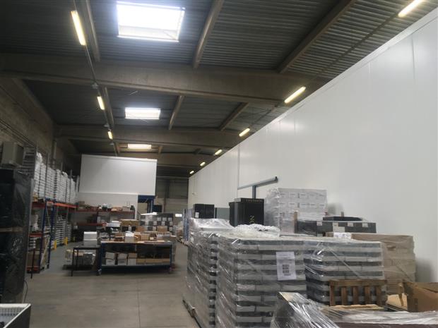 Local d'activités Location 94240 L'HAY LES ROSES