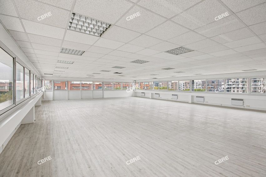Bureau Vente/Location 92230 GENNEVILLIERS