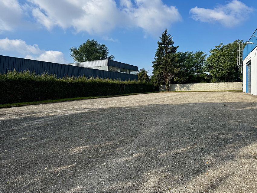 Local d'activités Location 69120 VAULX EN VELIN