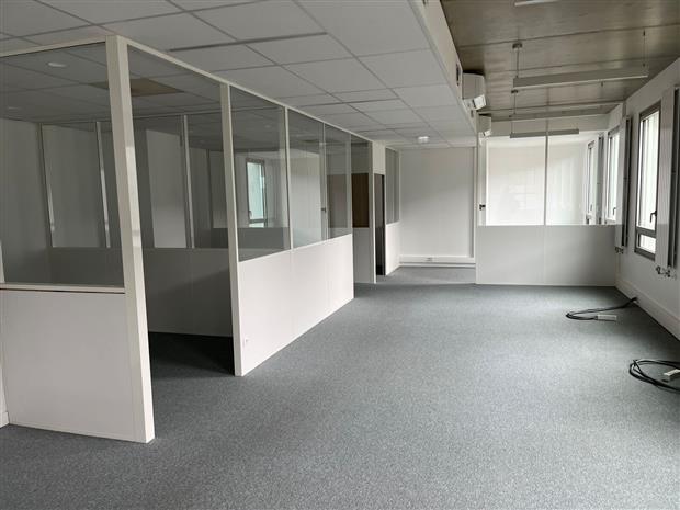 Bureau Location 44300 NANTES  RUE DES CARNAVALIERS