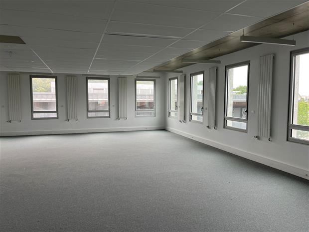 Bureau Location 44300 NANTES  RUE DES CARNAVALIERS