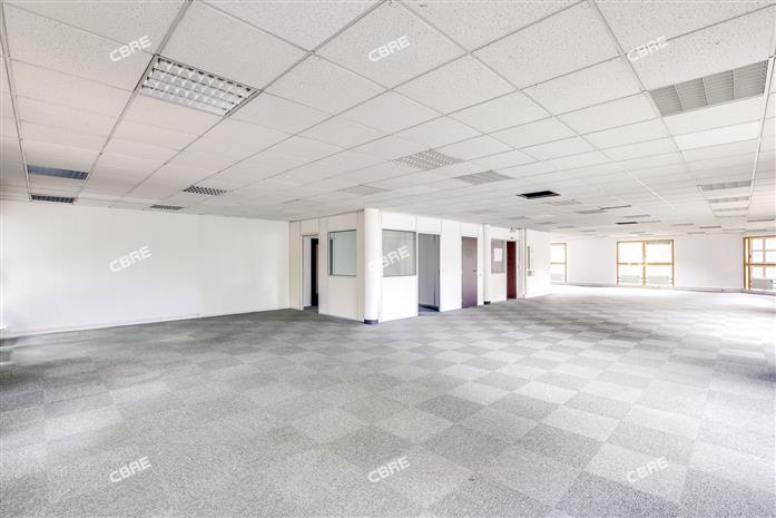 Local d'activités Vente 78180 MONTIGNY LE BRETONNEUX