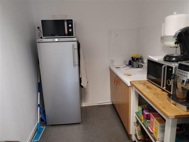 Bureau Location 13590 MEYREUIL