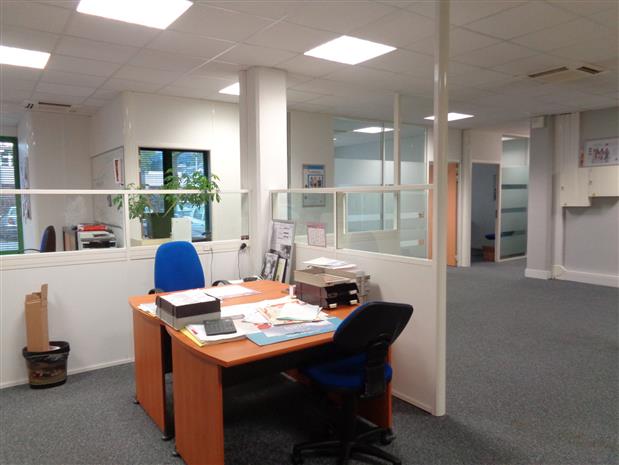Bureau Location 69500 BRON 1-3 RUE COLONEL CHAMBONNET