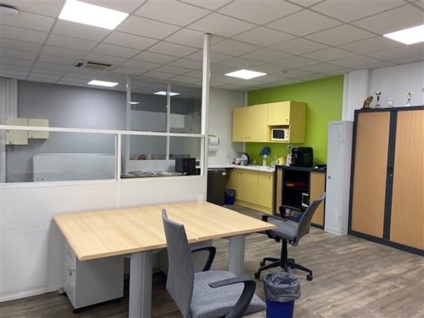 Bureau Location 69500 BRON 1-3 RUE COLONEL CHAMBONNET