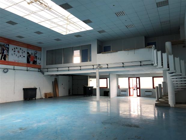 Local d'activités Location 77176 SAVIGNY LE TEMPLE