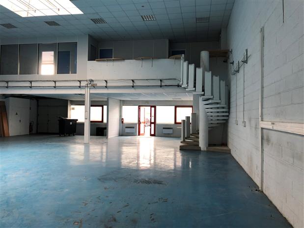 Local d'activités Location 77176 SAVIGNY LE TEMPLE