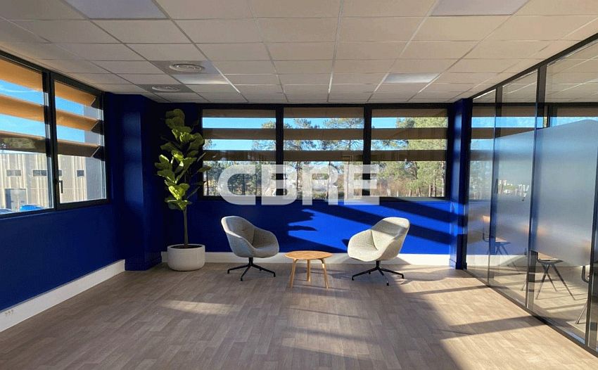 Entrepôt / Local d'activités Location 33185 LE HAILLAN 3 RUE TOUSSAINT CATROS