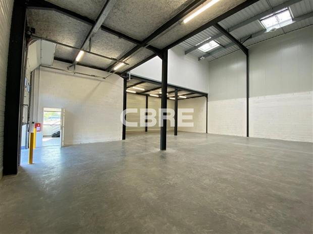 Entrepôt / Local d'activités Location 33185 LE HAILLAN 3 RUE TOUSSAINT CATROS