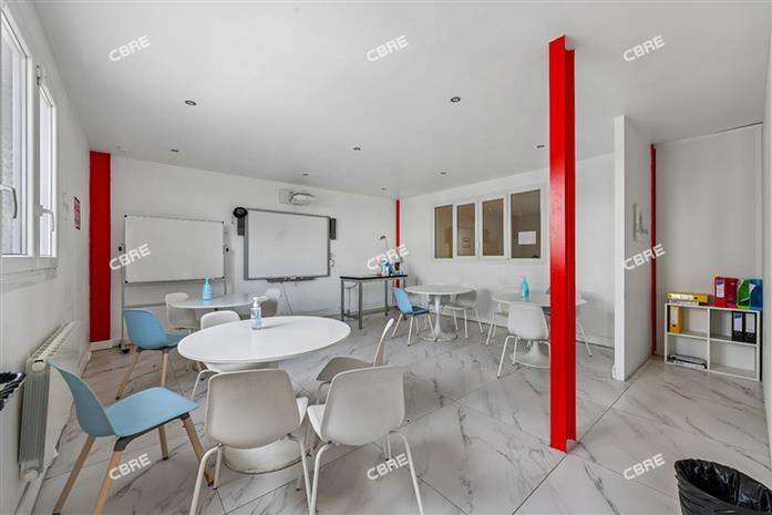 Local d'activités Location 78500 SARTROUVILLE