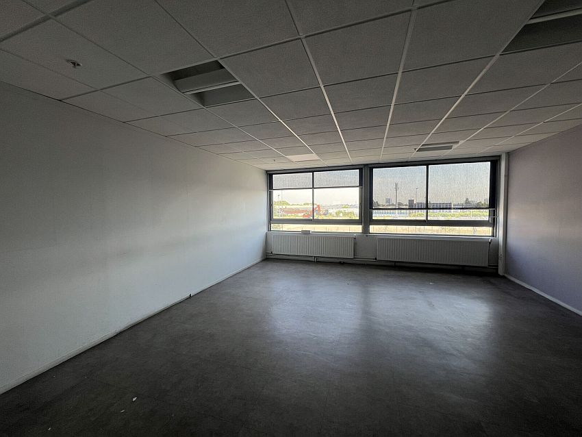 Local d'activités Location 93500 PANTIN
