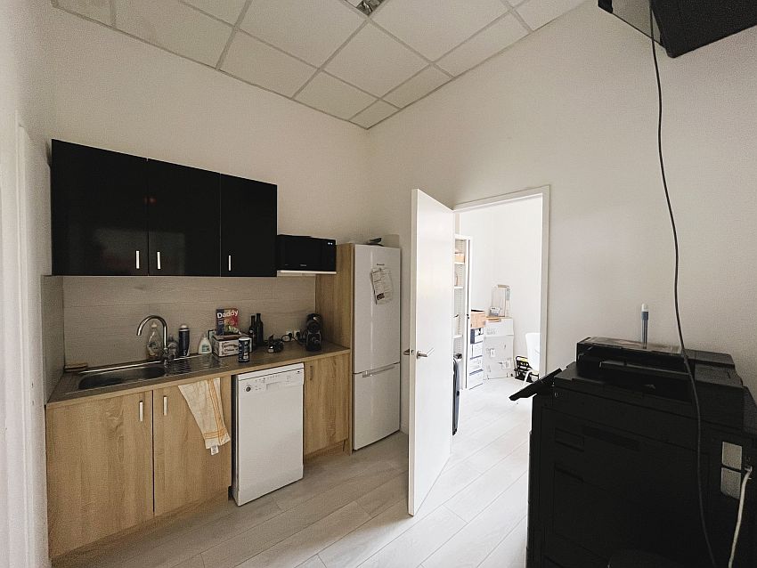 Bureau Location 06560 VALBONNE