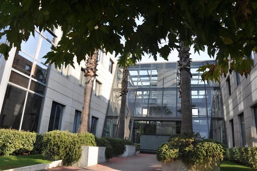 Bureau Location 06270 VILLENEUVE LOUBET