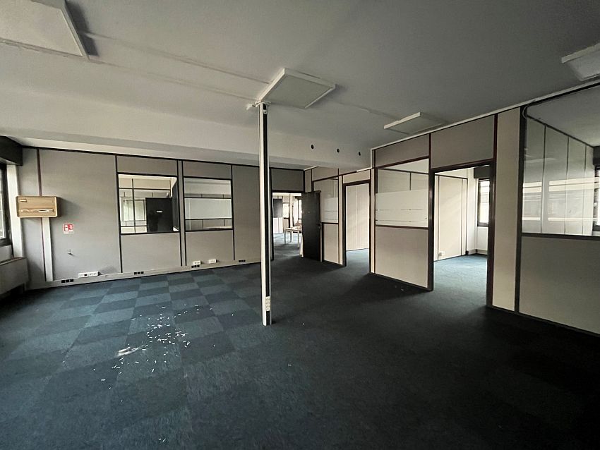 Bureau Location 06270 VILLENEUVE LOUBET