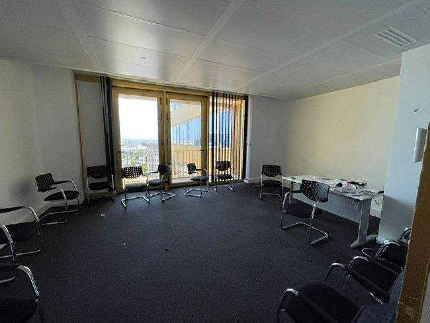 Bureau Location 06200 NICE