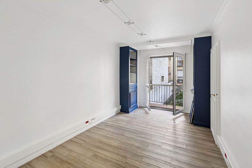 Bureau Location 75015 PARIS 34 RUE DE L'ABBE GROULT