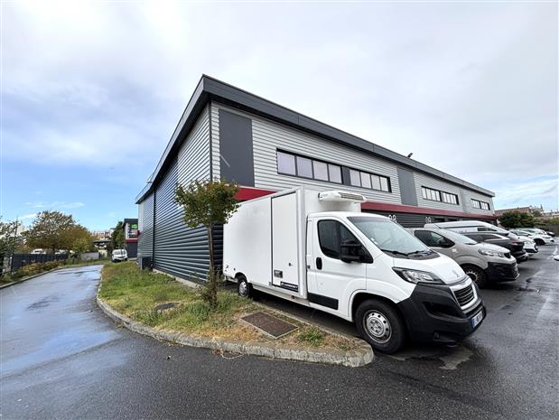 Local d'activités Location 31100 TOULOUSE